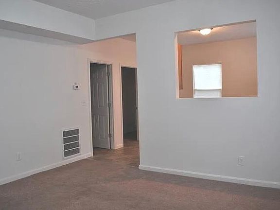 5th image of 2374 Harper Ave #2