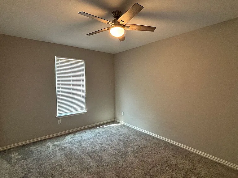 4509 Expedition Dr — Photo 14