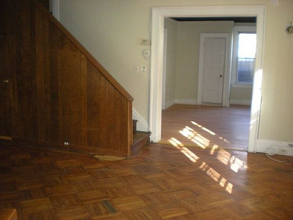3rd image of 4221 Forley St