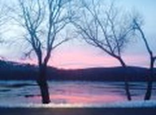 5 Lake Rd, Selinsgrove, PA 17870