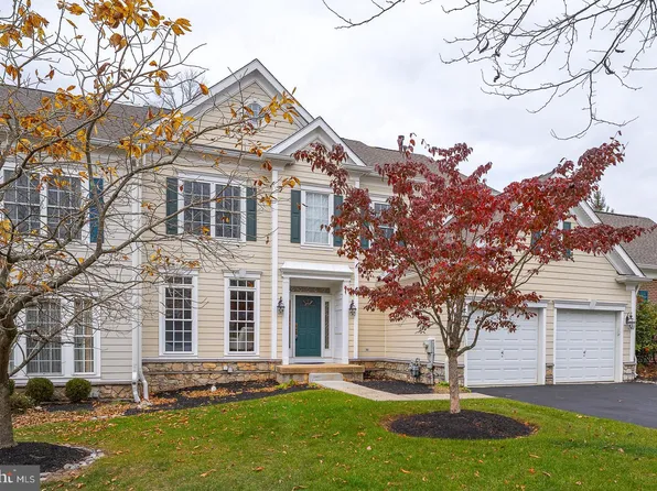 510 Guinevere Dr, Newtown Square, PA 19073