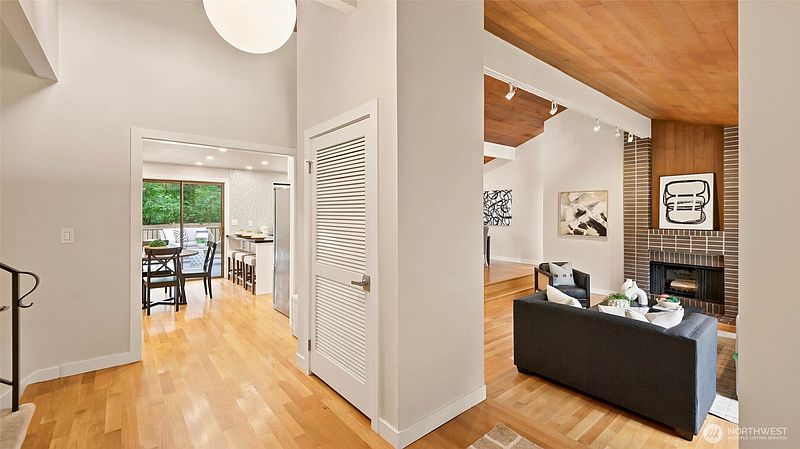 5th image of 7520 86th Avenue SE
