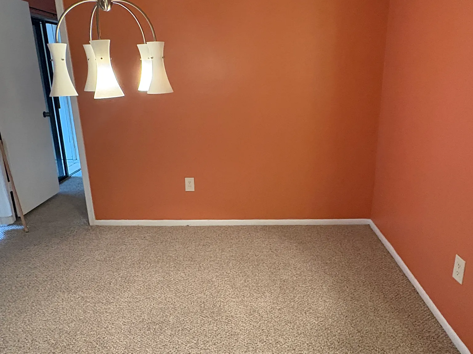2 bed, 985 sqft, $2,200 — Photo 4