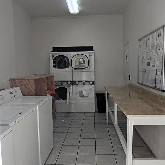 2020 S Congress Ave #1318 — Photo 9