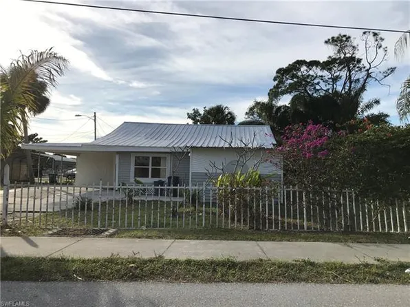 1668 Tennessee Ave, North Fort Myers, FL 33903