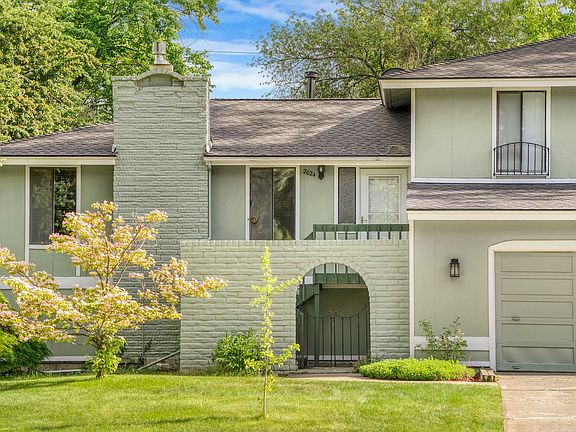 3rd image of 2024 E 44th Ave
