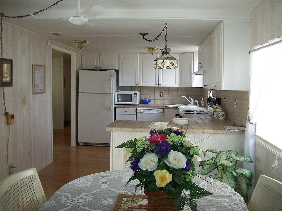 1st image of 222 Marlette Dr