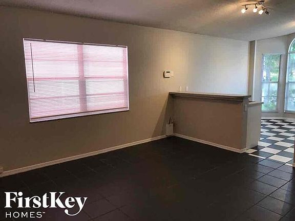 5th image of 7808 Brockwood Cir