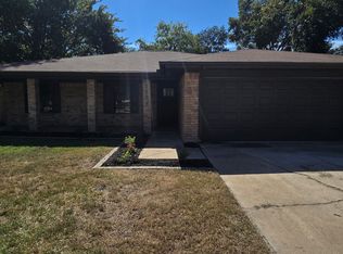 7504 Bogart Dr, North Richland Hills, TX 76180