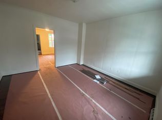 369 1/2 S 2nd St, Steelton, PA 17113