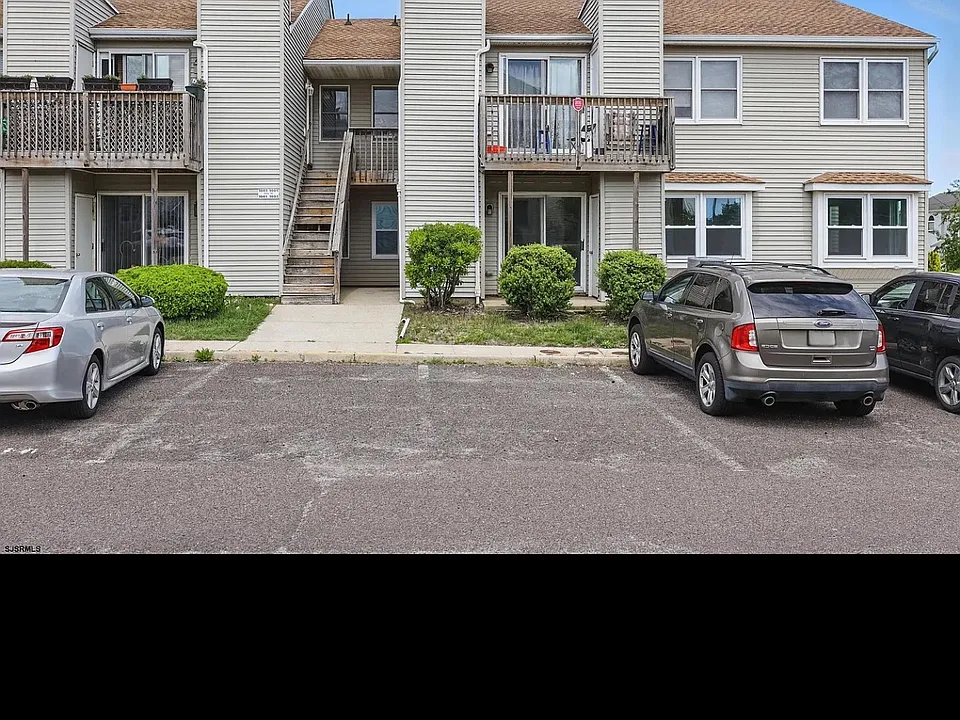 700 N Franklin Blvd #1003