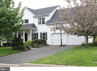 647 Charles Dr, Gilbertsville, PA 19525