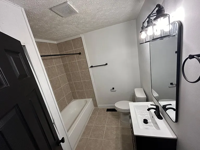 199 E McKinley St #237 — Photo 3