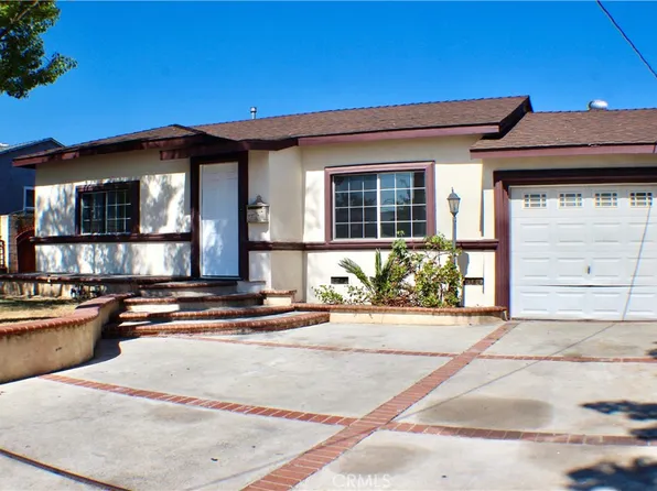 216 N Orange Ave, Azusa, CA 91702