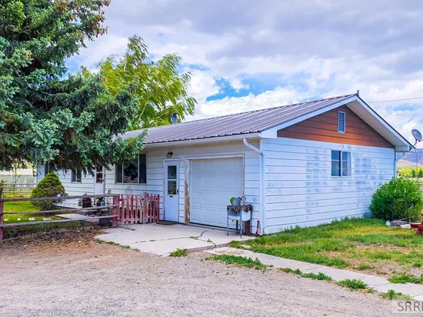 700 Dean Ave, Arco, ID 83213