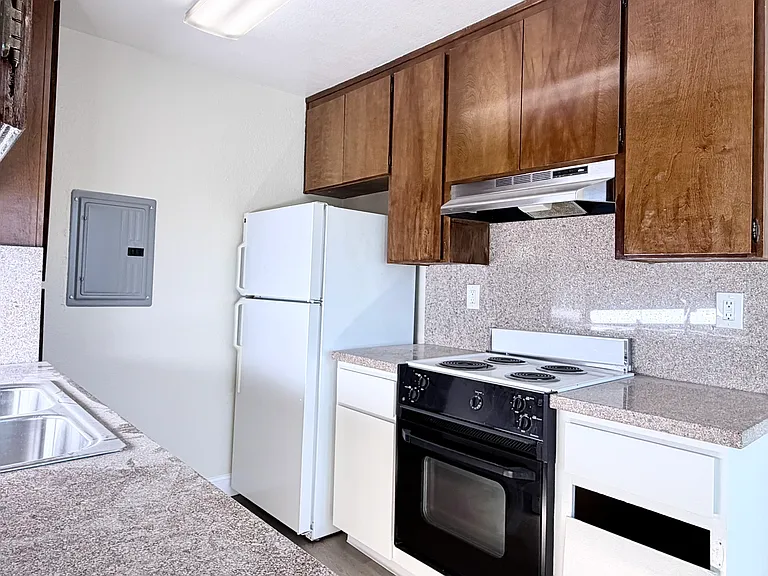 2851 Homestead Rd #100 — Photo 9