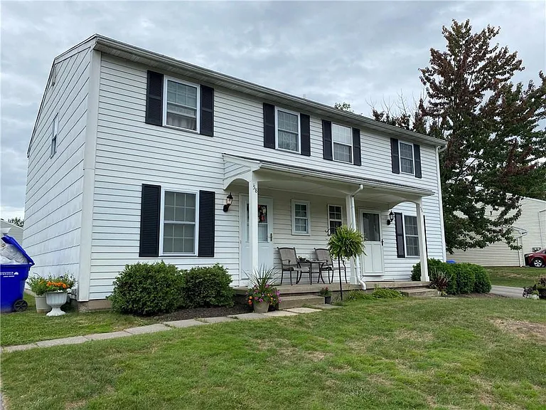 56-58 Willowick Dr — Photo 1