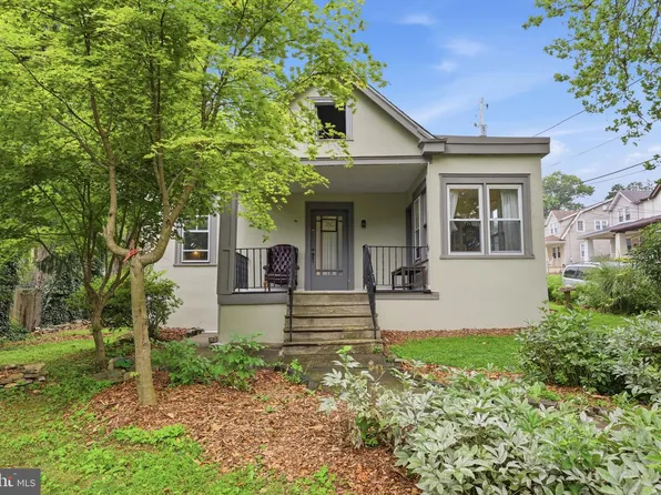 782 Jenkintown Rd, Elkins Park, PA 19027