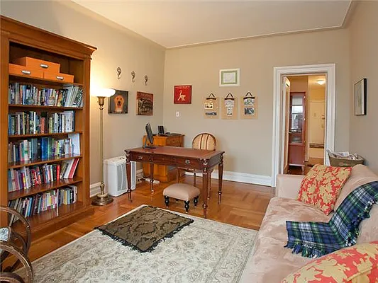 Sold by Avenue Sotheby's International Realty | media 19