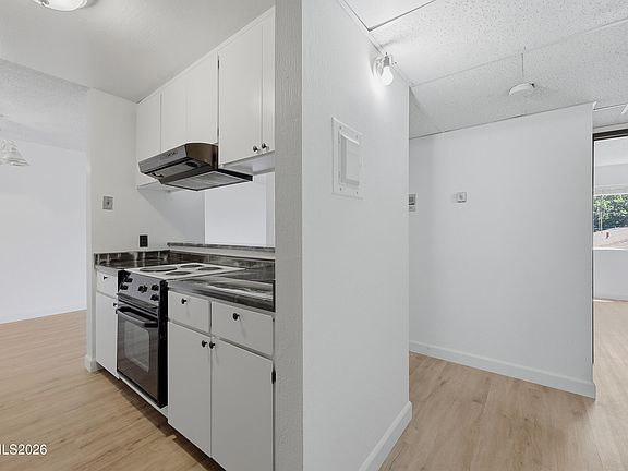 2nd image of 1000 Beck St Unit 276