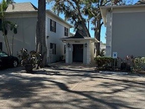 2nd image of 5221 S Bayshore Blvd #7