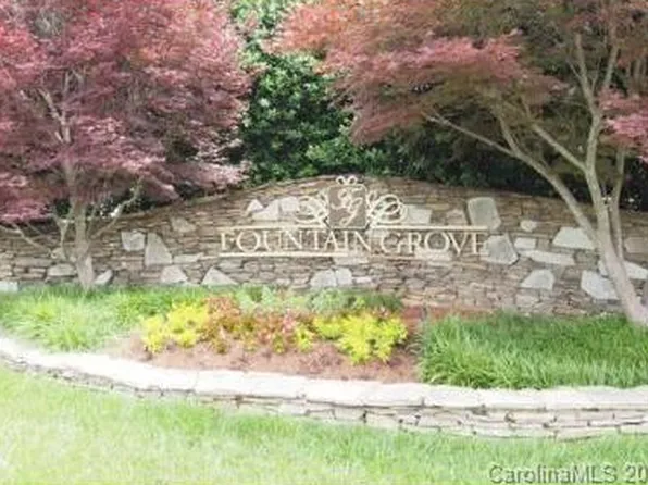 1224 Bershire Ln, Charlotte, NC 28262