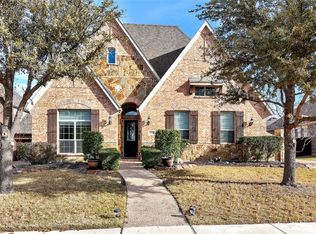 2745 Broadway Dr, Trophy Club, TX 76262