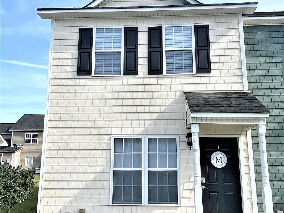 1st image of 901 Springwood Dr
