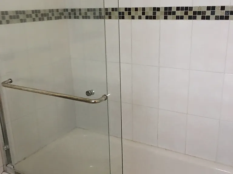 571 Gridley St — Photo 7