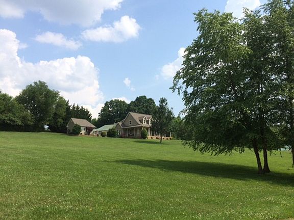 3rd image of 2983 Benton Pike NE