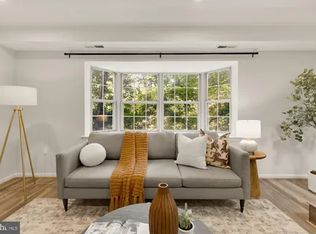 3804 Rodman St NW APT 302, Washington, DC 20016