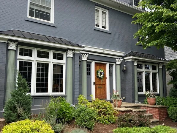 114 Meadow Rd, Buffalo, NY 14216