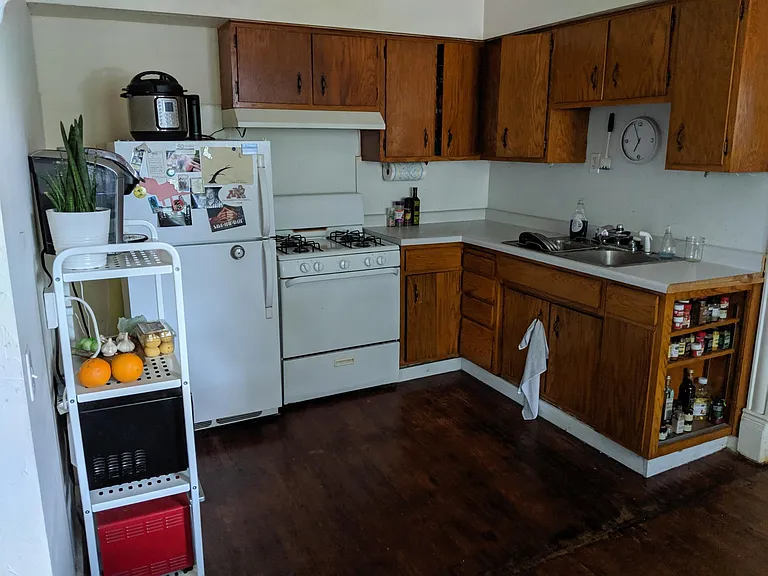 3255 Holmes Ave S #1 — Photo 5