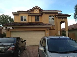 276 NW 107th Ave, Pembroke Pines, FL 33026