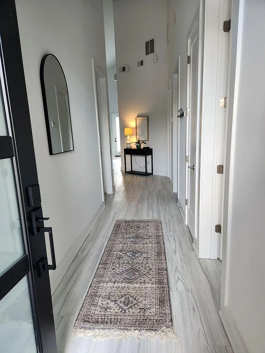 2 bed, 1560 sqft, $3,250 — Photo 3