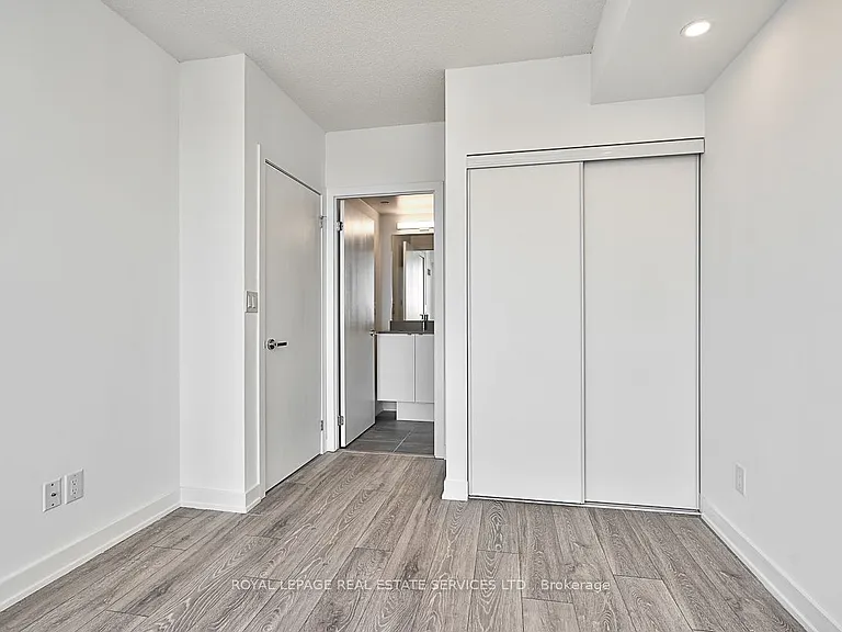 3210 Dakota Cmn #A813 — Photo 12