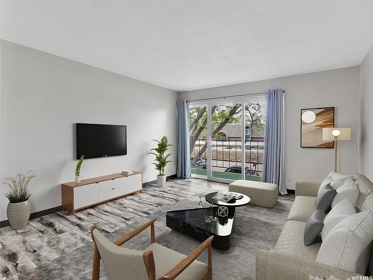 30 W Lester Ave #26 — Photo 4