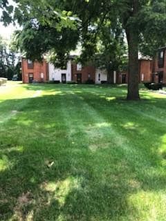 1st image of 7-11 47 King Arthur Ct