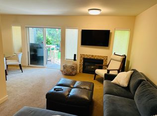 710 240th Way SE #204, Sammamish, WA 98074