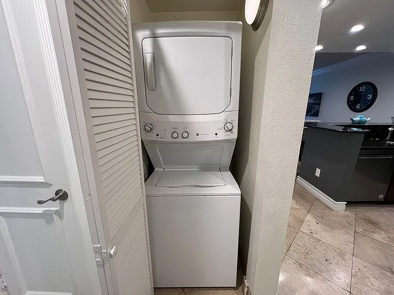 230 E Flamingo Rd #313 — Photo 13