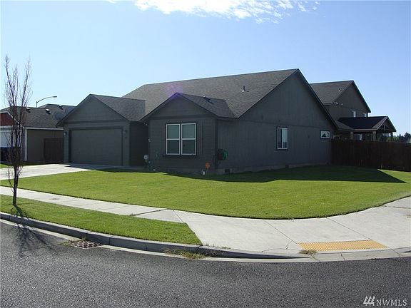 3rd image of 1601 E Filmore Dr