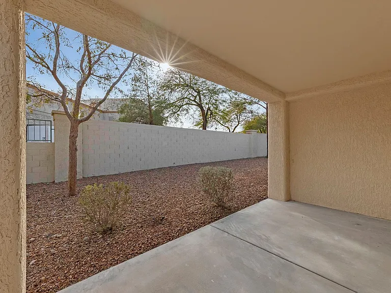 8705 Prairie Hill Dr — Photo 25