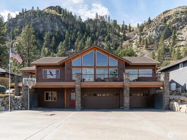 15320 Lakeview Street, Entiat, WA 98822