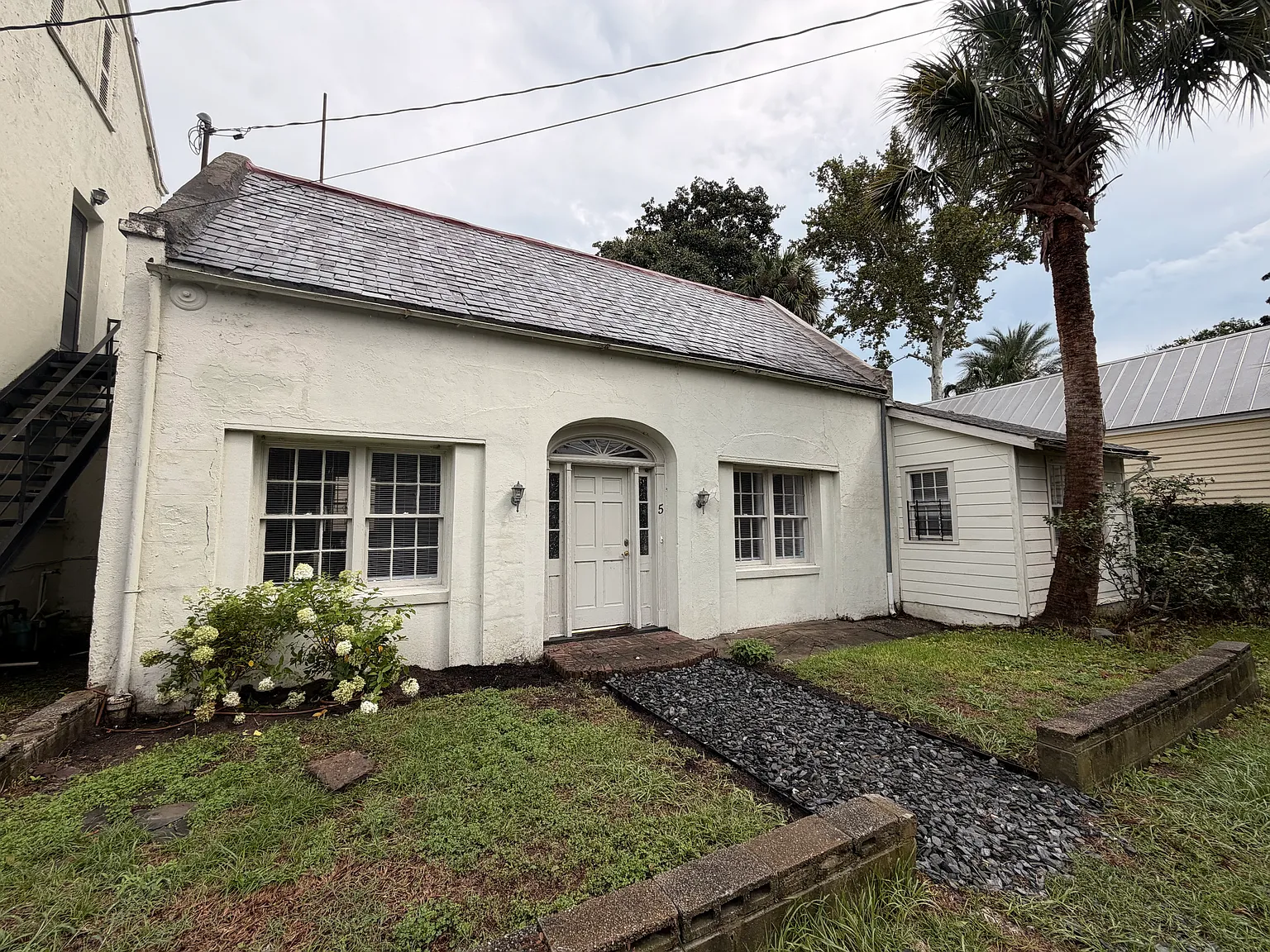 1 bed, 1100 sqft, $3,000 — Photo 1