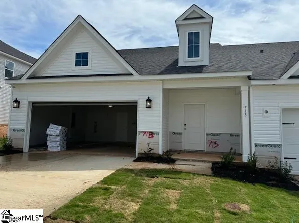 713 Isleworth Ln, Greenville, SC 29611