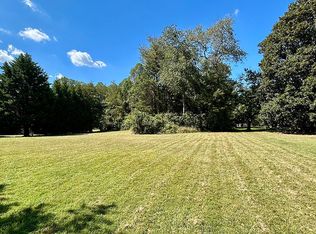 2201 Mimosa Dr, Lynchburg, VA 24503