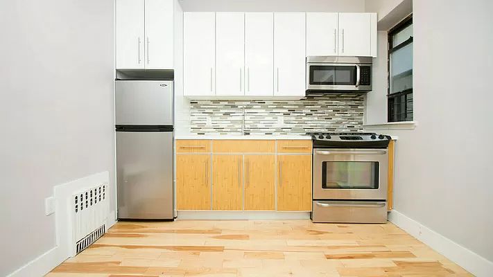 1st image of 407 Chauncey St #3E