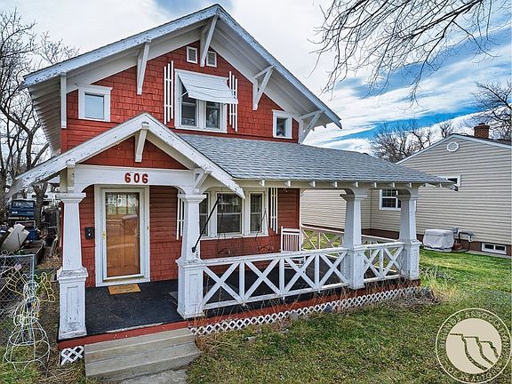 2nd image of 606 3rd St W