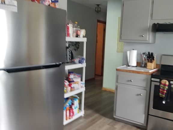 4th image of 7618 W 66th Pl