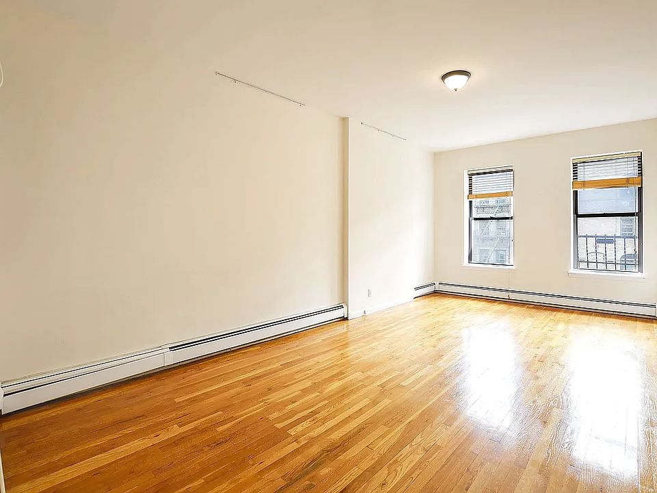 1st image of 442 Amsterdam Ave APT 3A